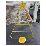 Yookeer 17.95 Inch Ornament Display Stand Metal Decorative Tabletop Ornament Village Tree Shaped Display Stands Holder for Farmhouse Decorations Hanging(Gold)