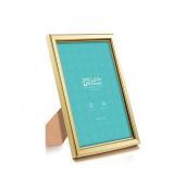 LaVie Home 5x7 Picture Frames (3 Pc, Gold) Simple Designed Photo Frame with High Definition Glass for Wall Mount & Table Top Display, Set of 3 Classic Collection