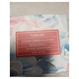 Yanlife Rose & Vanilla Soy Candle 10.6oz
