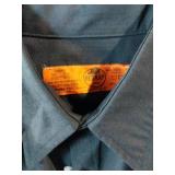 APPEARS NEW - RedKap Button-Down Shirts, Longsleeve Khaki and Navy Short Sleeve (Size XL) 2 Pack