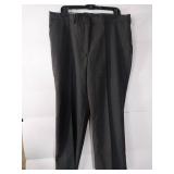 APPEARS NEW - Edwards Signature Poly Wool Dress Pants (Size 18W 27L)