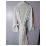 APPEARS NEW - American Dawn White Plush Bathrobe