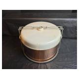 Round Brown Metal Cake Carrier with Locking Handle