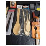 NEW Kitchen Utensils Collection with Salt and Pepper Set