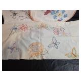 Hand Embroidered Floral Linens (has some staining)