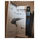 Makita N9514B 4-inch Disc Grinder with Manual