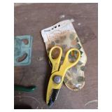 Gardening Tool Set with Jiffy-7 Peat Pellets