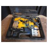 DeWalt DW321 Variable Speed Jig Saw with Case