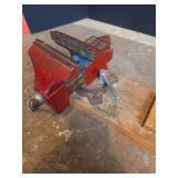 Home 204 Bench Vise with Wooden Mount and Whetstone