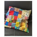 Tropical Bird and Garden Theme Decorative Pillow Set