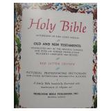 King James Bible Collection - Self-Pronouncing Indexed Editions