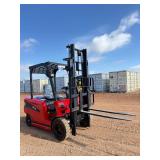 Unused Starvox CPD-20 Full Size Electric Fork Lift: 4400 lb capacity, 2 stage Mast