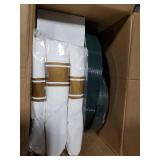 WDF Partyware 175PCS Green Plastic Plates - Green and Gold Disposable Plates 25Guests Plastic Plates with Rolled Napkins for Birthday/St. Patrick