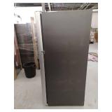 GE ENERGY STAR 21.9 Cu. Ft. Top-Freezer Refrigerator - Retail: $1,799