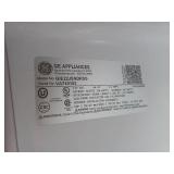 GE ENERGY STAR 21.9 Cu. Ft. Top-Freezer Refrigerator - Retail: $1,799