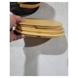 e essco for you 4 Pcs Metal Mesh Fruit Basket with Lid Oval Wire Mesh Storage Basket with Handle 10.2 x 7.7 x 3.9 Inch Stackable Wire Garden Baskets Pantry Organizer for Fruit Vegetable Kitchen, Black