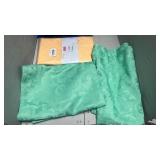 Bundle of Tables Clothes - Variety of Sizes and Colors