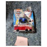 Paw Patrol Ultimate Fire Truck True Metal Die-Cast Vehicle Set