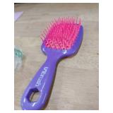 FHI Heat UNbrush Detangling Brush for Pain-Free Brushing on All Wet or Dry Hair Types â Durable DuoFlex Anti-Static Bristles, Lightweight Handle, Vented Hair Brush