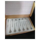 KI Store 12pcs Assorted Clear Glass Crystal Raindrops 6-Inch and 4-Inch Decorative Hanging Raindrop Crystals for Christmas Tree Chandelier Garland Window Decorations