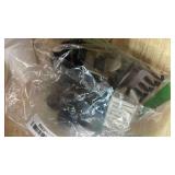 USDNICE Medium Hair Clips Combination 2 Styles Small Claw Clips for Thin Hair 8 Pcs Matte Non-slip Rectangle Jaw Clips Square Hair Accessories for Women and Girls (Brown)