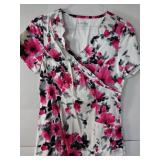 APPEARS NEW - Landau Floral Print Medical Scrub Top Set (Size Small) Lot of 3