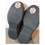 APPEARS NEW - Skidbuster S108 Slip Resistant Work Shoes (Size 11)
