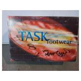 APPEARS NEW - TASK Footwear Romeo Black Leather Slip Resistant Shoes for EMT/Medical (Size 5.5)  - Retail: $85