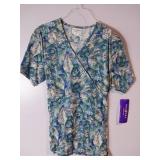 APPEARS NEW - Peaches & WS Gear Uniforms Medical Scrub Top Lot (Size Small) 3 Pack