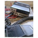 Motorola Professional CB Radio Set with Microphone Cobra CB with handset Motorola Professional CB Radio Set with Microphone Cobra CB with handset