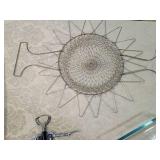 Collapsible Wire Trivet stainer and Pyrex Dish Set Collapsible Wire Trivet stainer and Pyrex Dish Set