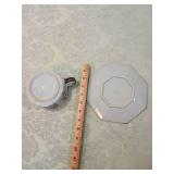 Japanese Geometric Floral Tea Cup and Saucer Set Japanese Geometric Floral Tea Cup and Saucer Set