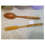 Decorative Glass Vases and Wooden Serving Set Decorative Glass Vases and Wooden Serving Set