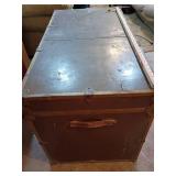 1940s Military Style Storage Trunk large box 1940s Military Style Storage Trunk large box