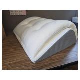 Shinnwa Knee Wedge Pillow, Convertible Memory Foam Triangle Pillow
