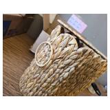 Wicker Toilet Paper Holder with Lid, Organizer Holds 9 Rolls