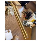 1-1/8 in Brushed Gold Curtain Rod, Bird Finials, 36-72 Double