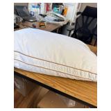 Sasttie Pillows Set of 2, Full Size, Oeko-Tex, Down Alternative