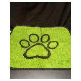Qeils Reusable Dog Pee Pads, 2 Pack Super Absorbent & Leakproof Washable Puppy Pads with Soft Green Top Layer, for Potty Training, Crates, Couch, Car Seats & Pet Beds, 18\"x24\" - Retail: $15