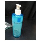 La Roche-Posay Toleriane Purifying Foaming Facial Cleanser, Oil Free Face Wash for Women & Men with Niacinamide + Ceramides, Pore Cleanser Safe For Sensitive Skin, Wonât Dry Out Skin, Soap Free, 