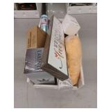 Miscellaneous Housewares Lot