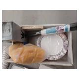 Miscellaneous Housewares Lot