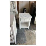 White Wicker Bedroom Set with Mirror