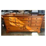 Traditional Cherry Wood Drawer Dresser