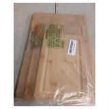 Hiware 3-piece Bamboo Cutting Boards for Kitchen, Heavy Duty Bamboo Cutting Board with Juice Groove, Wood Cutting Board Set for Meat, Vegetables - Retail: $20
