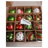 16 Pcs Christmas Balls Tree Ornaments Decoration Indoor Red Green Glittering Hanging Bulbs Pendants for Xmas Party Birthday Holiday Wedding Home Decor 2.4 Inch - Retail: $16