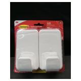 Command 15 Lb XL Heavyweight Wall Hook, Damage Free Hanging Wall Hook with Adhesive Strips, Heavy Duty Single Wall Hook for Hanging Back to School Organizers, 2 White Hooks and 8 Strips