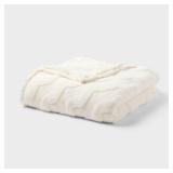 Full/Queen Wavy Jacquard Plush Blanket White - Room Essentials - Retail: $25