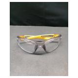 DEWALT DPG112-1D Miter Premium Vented No-Slip Safety Glasses Clear Lens Vented Frame & Lenses Rubber Temples & Nosepiece 1 Pair