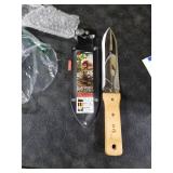 NISAKU NJP650 The Original Hori Hori Namibagata Japanese Stainless Steel Weeding Knife, 7.25-Inch Blade
